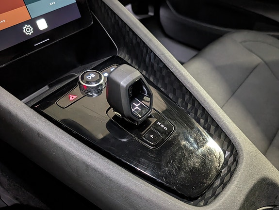 Polestar 2 17 of 26