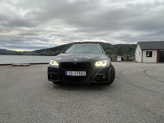 BMW 530d 2 of 11