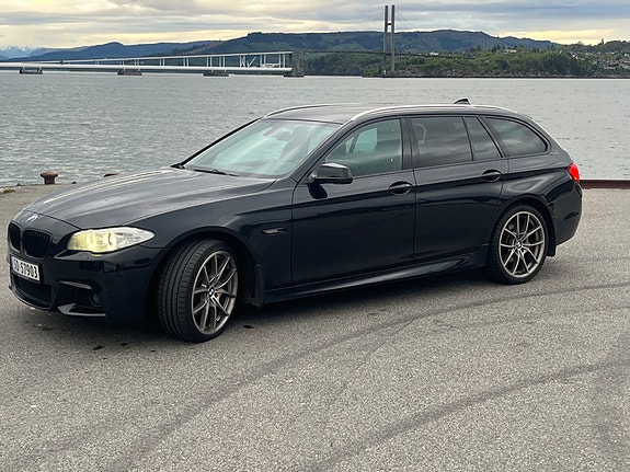 BMW 530d 4 of 11