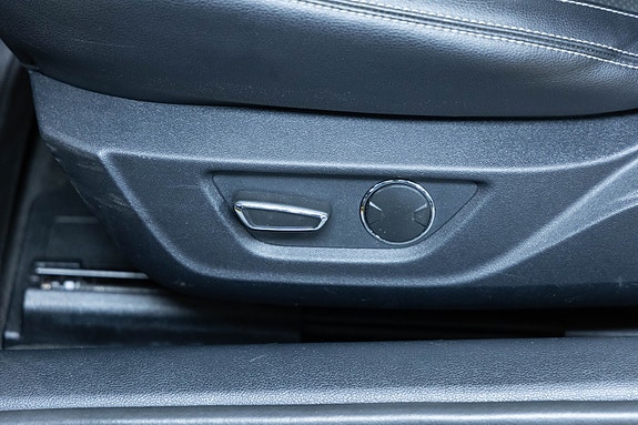 Ford Mustang 8 of 18