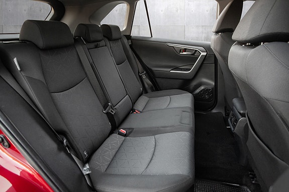 Toyota RAV4 15 of 20