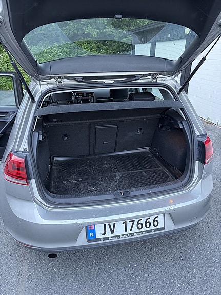 Volkswagen Golf VII 8 of 16