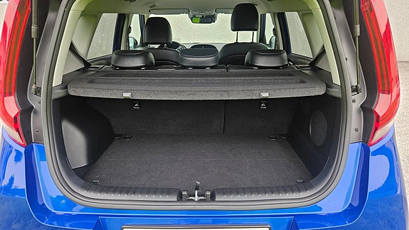 Kia e-Soul 17 of 30