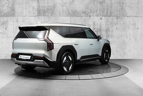 Kia EV9 5 of 30