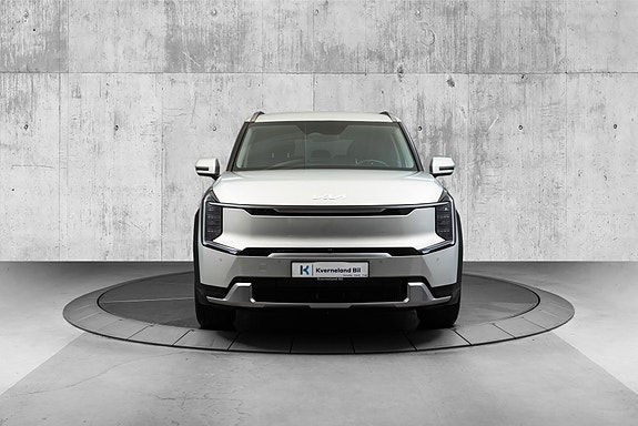 Kia EV9 8 of 30