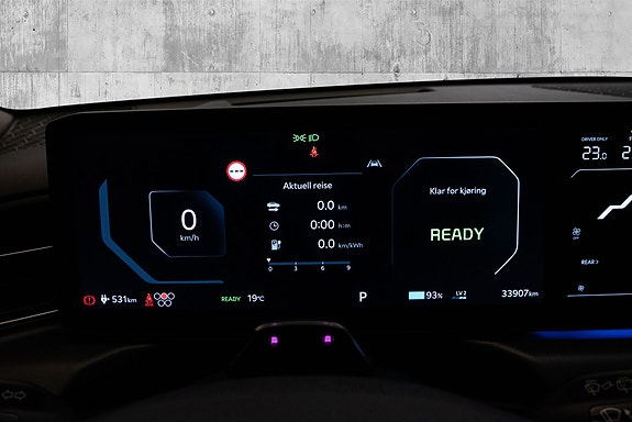 Kia EV9 13 of 30