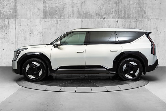 Kia EV9 2 of 30