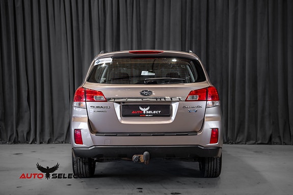 Subaru Outback 9 of 30