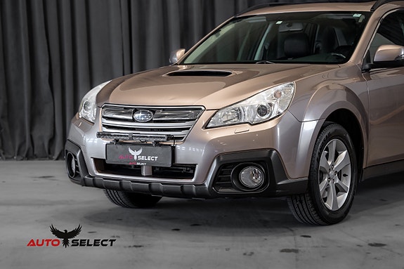 Subaru Outback 7 of 30