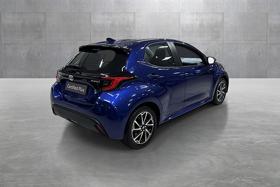Toyota Yaris 5 of 19