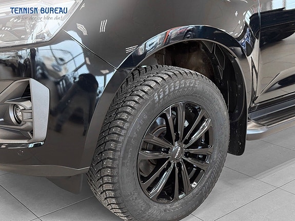 Isuzu D-max 2 of 5