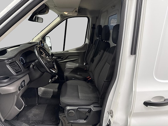 Ford Transit 8 of 20