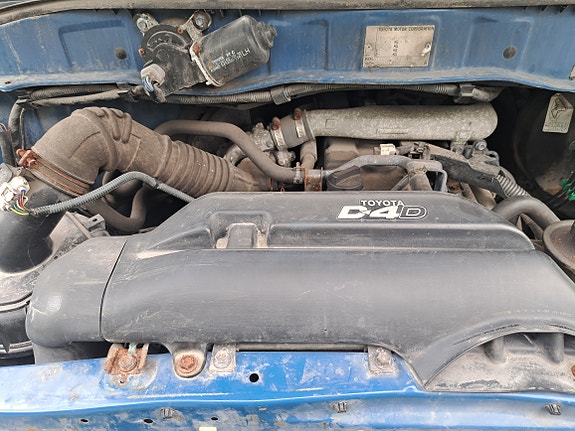 Toyota HiAce 13 of 13