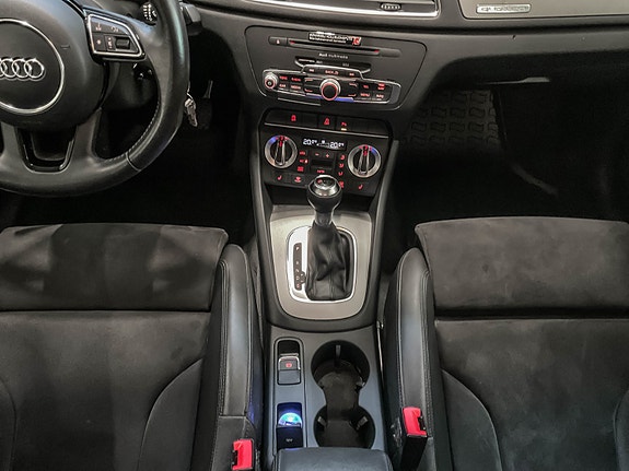 Audi Q3 17 of 29