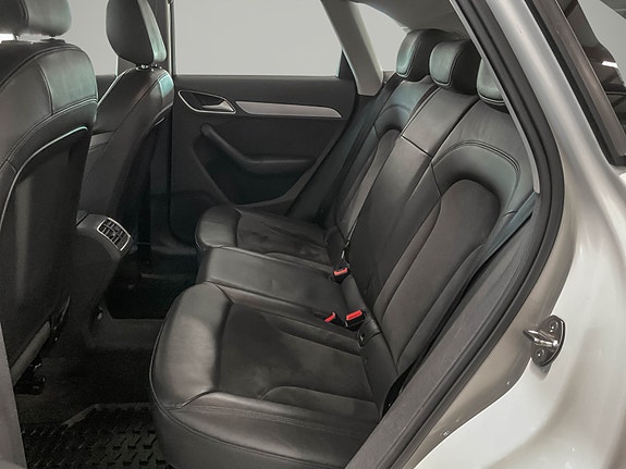 Audi Q3 21 of 29