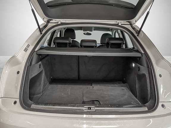 Audi Q3 25 of 29