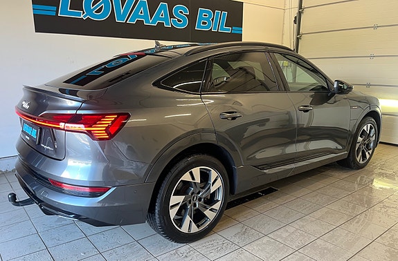 Audi e-tron Sportback 6 of 18