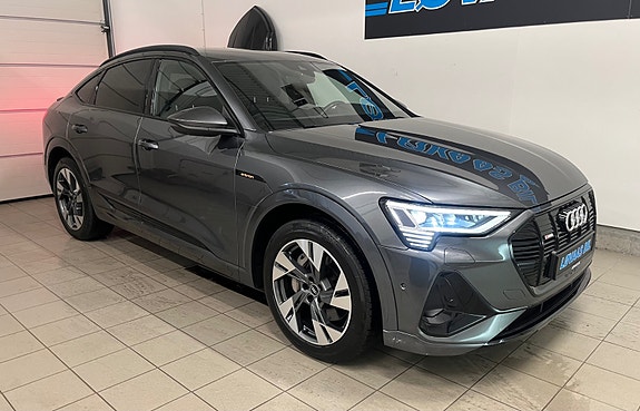 Audi e-tron Sportback 7 of 18