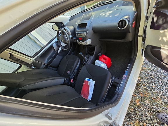 Toyota Aygo 24 of 30