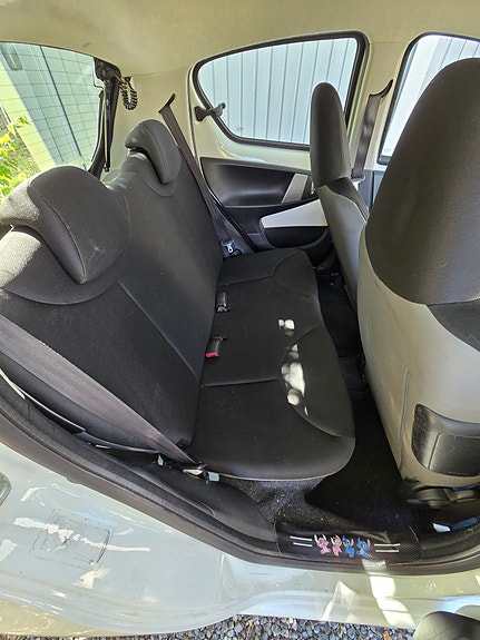 Toyota Aygo 22 of 30