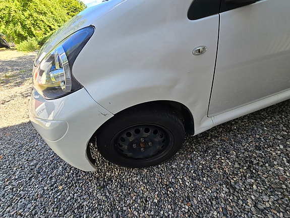 Toyota Aygo 12 of 30
