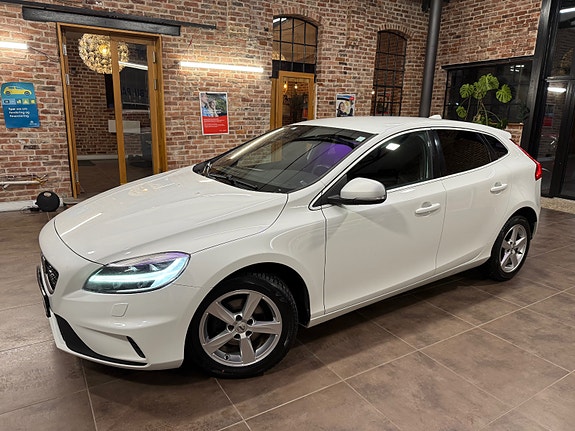 Volvo V40 6 of 30