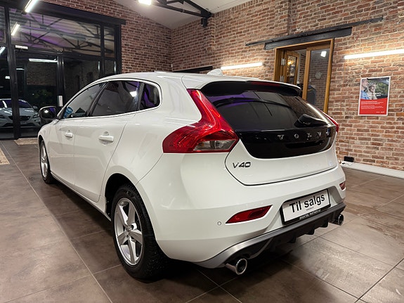 Volvo V40 9 of 30