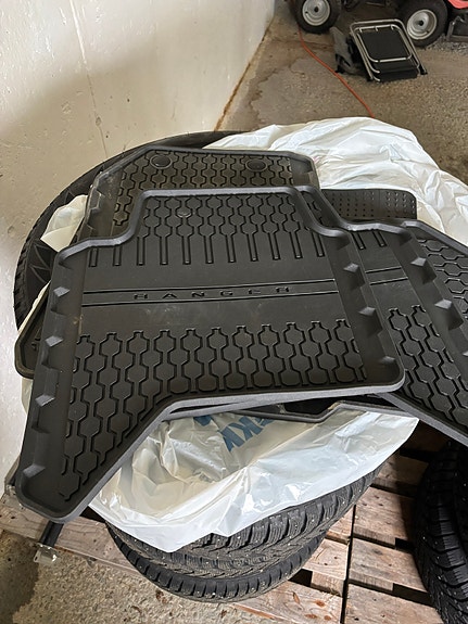 Ford Ranger Raptor 28 of 30