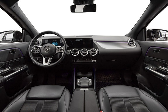 Mercedes-Benz EQA300 24 of 30