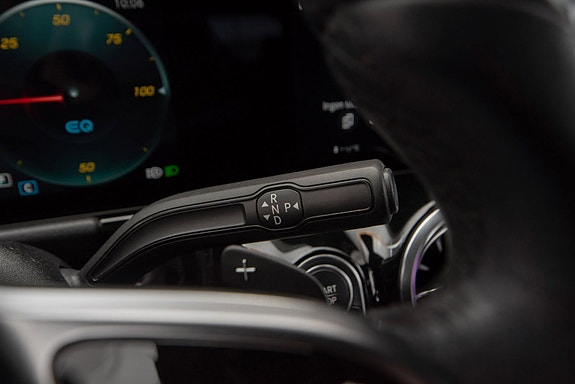 Mercedes-Benz EQA300 30 of 30