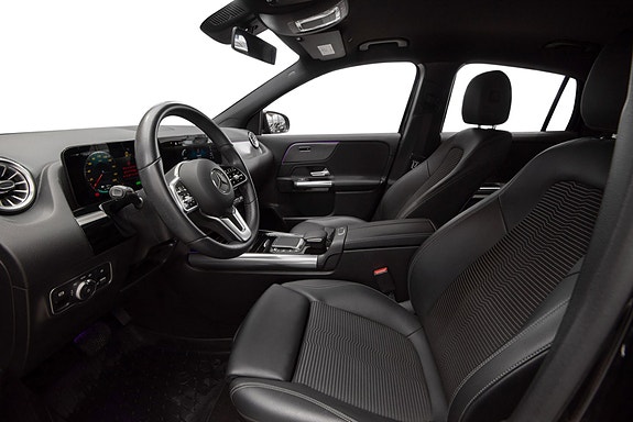 Mercedes-Benz EQA300 21 of 30