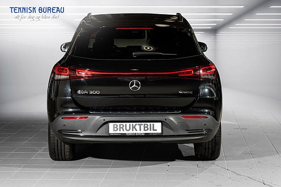 Mercedes-Benz EQA300 13 of 30
