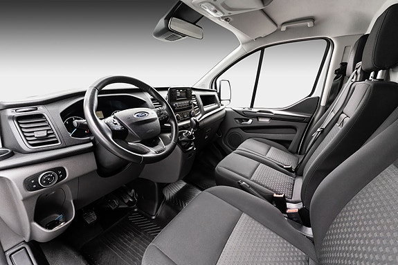 Ford Transit Custom 20 of 23