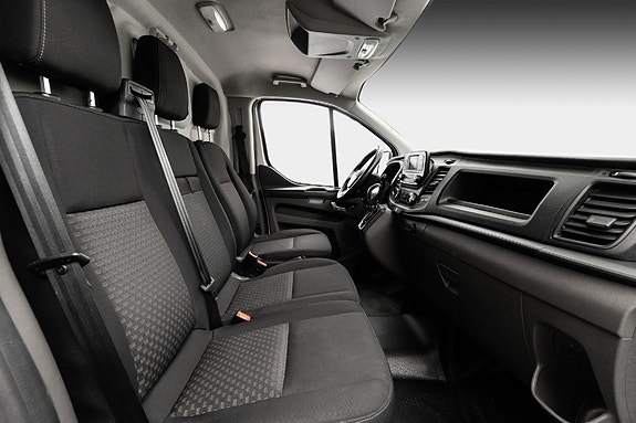 Ford Transit Custom 23 of 26