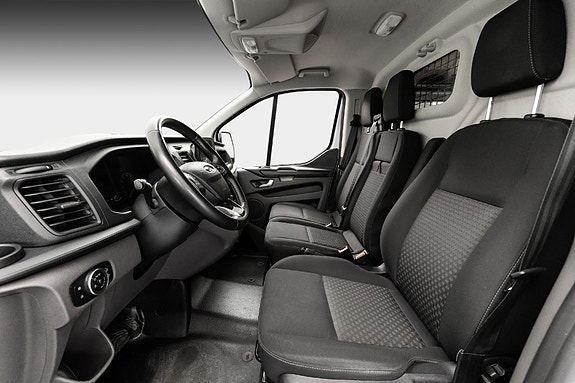 Ford Transit Custom 20 of 26