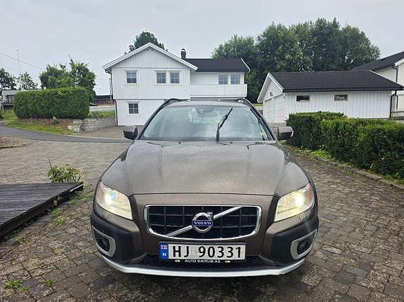 Volvo XC70 3 of 15