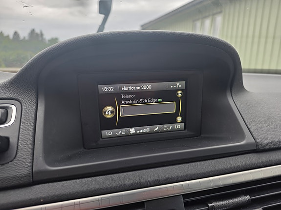 Volvo XC70 10 of 15