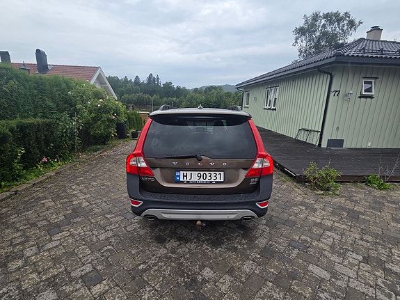 Volvo XC70 5 of 15