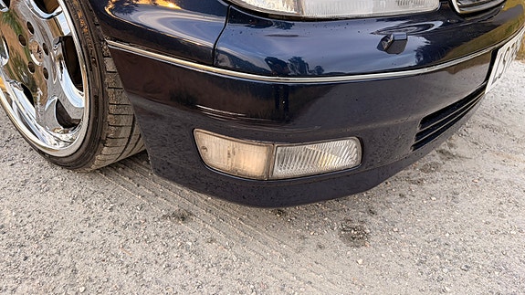 Lexus LS400 12 of 22