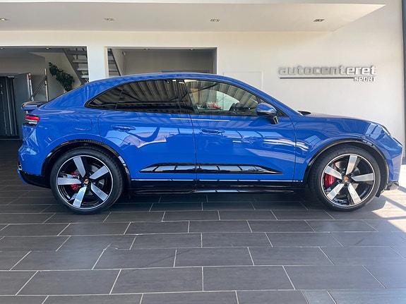 Porsche Macan 9 of 25