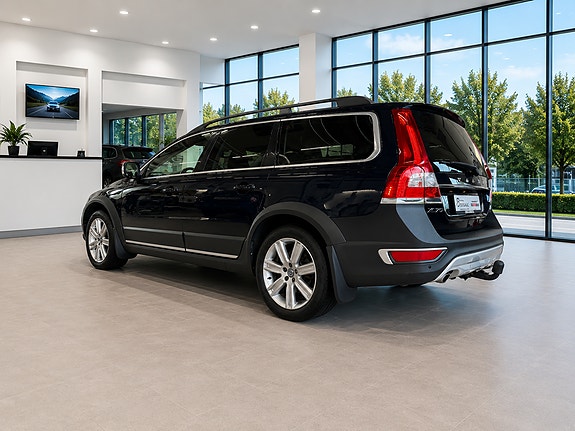 Volvo XC70 3 of 5