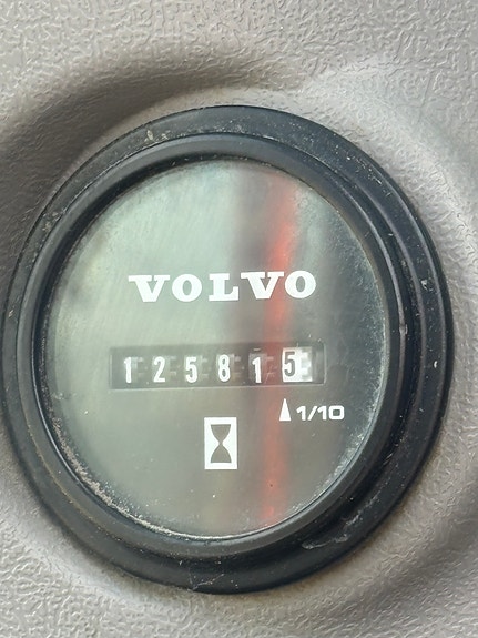 Volvo EW160E 15 of 20