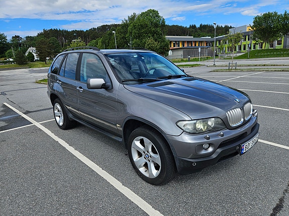 BMW X5 2 of 16