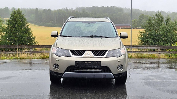 Mitsubishi Outlander 3 of 20