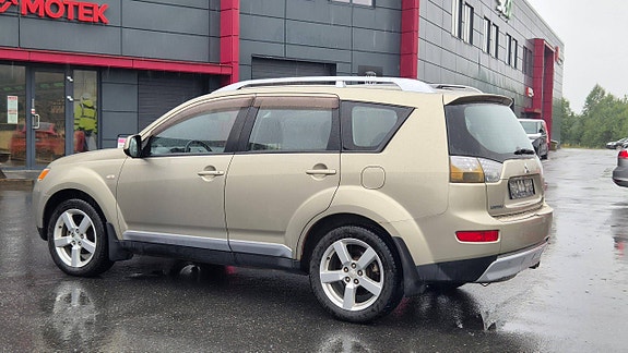 Mitsubishi Outlander 8 of 20