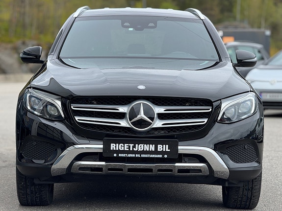 Mercedes-Benz GLC350 e 4 of 30