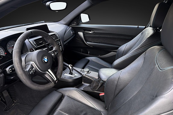 BMW M2 10 of 20