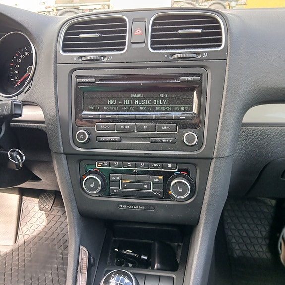 Volkswagen Golf VI 8 of 11