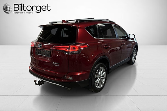 Toyota RAV4 5 of 30