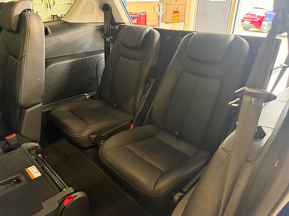 Ford S-MAX 9 of 20